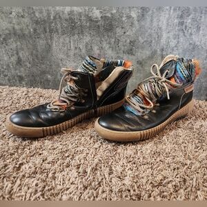 Josef Seibel Maren 06 black leather boots shearling lined size 9.5